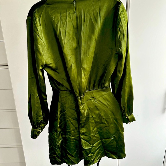 Beautiful mini dresses green Zara m - Picture 3 of 3